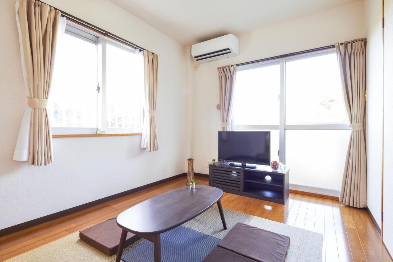 Forest Hills Of Yanbaru Motobu Exterior foto